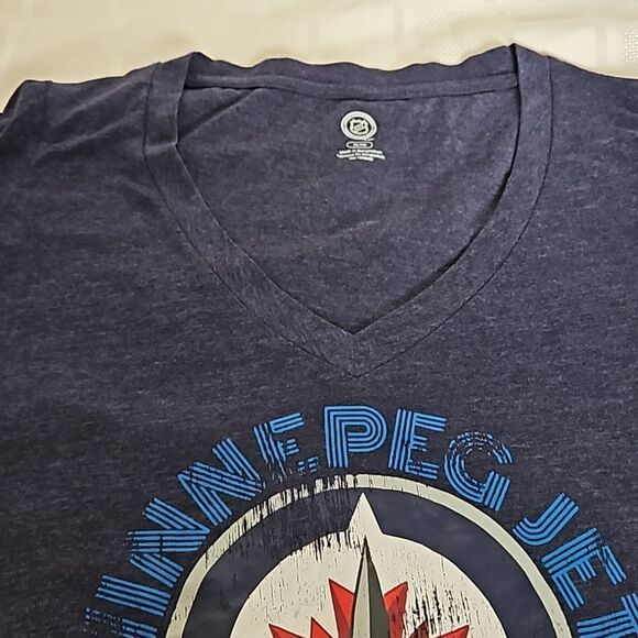 NHL Women's Hockey Winnipeg Jets  Logo Short Sleeves T-Shirt - Picture 16 of 16
